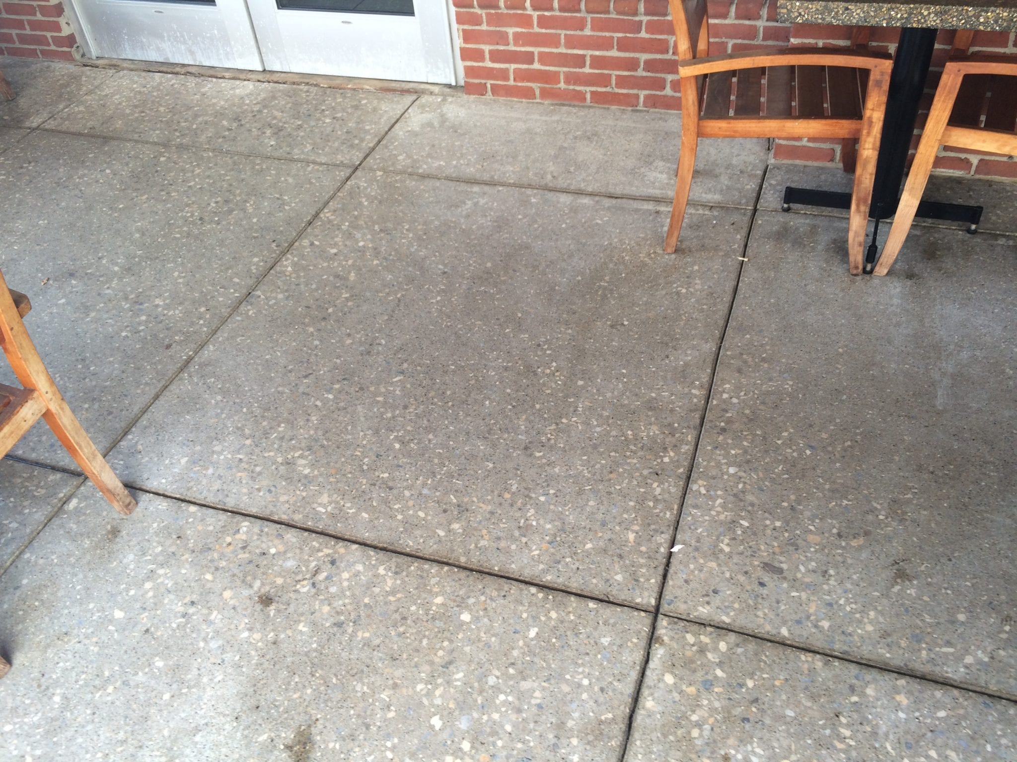 It’s not just food you’re offering your patrons – you’re giving them a complete dining experience. h2oTEKS is here to make that experience a positive one.